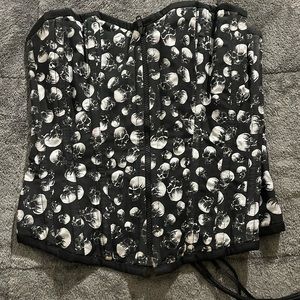 Black & white skull zipper corset